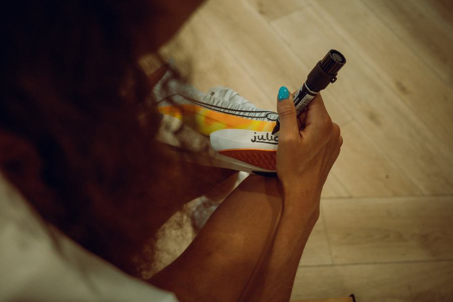 Signing a shoe